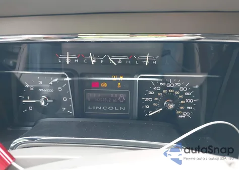 2014 Lincoln Navigator z USA, uszkodzony, nr VIN 5LMJJ2H50EEL06468